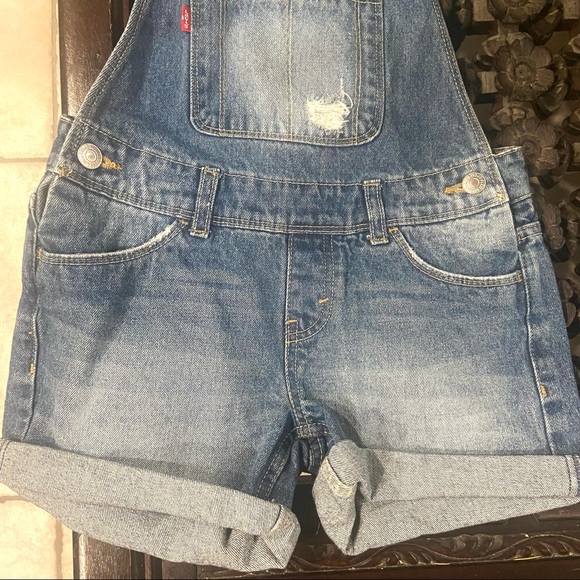 Levi’s girls Shorts Overalls Adjustable Straps Shortall Relax Fit Size 10 Youth - Picture 3 of 12